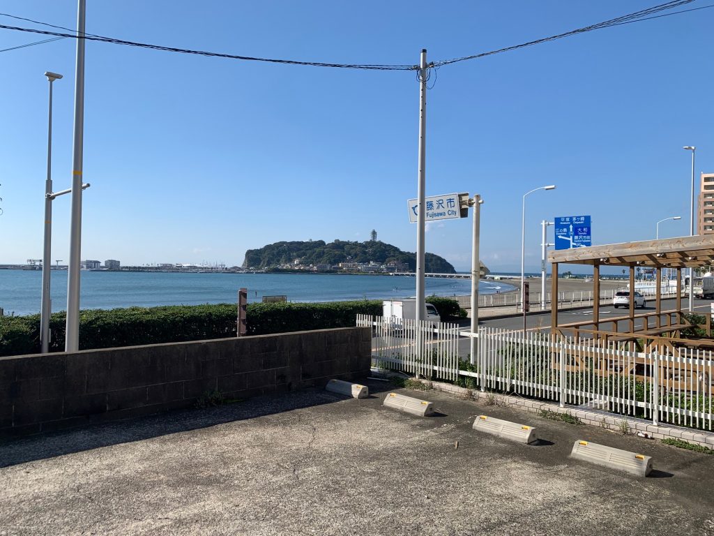 鎌倉市腰越3丁目r134ロードサイド