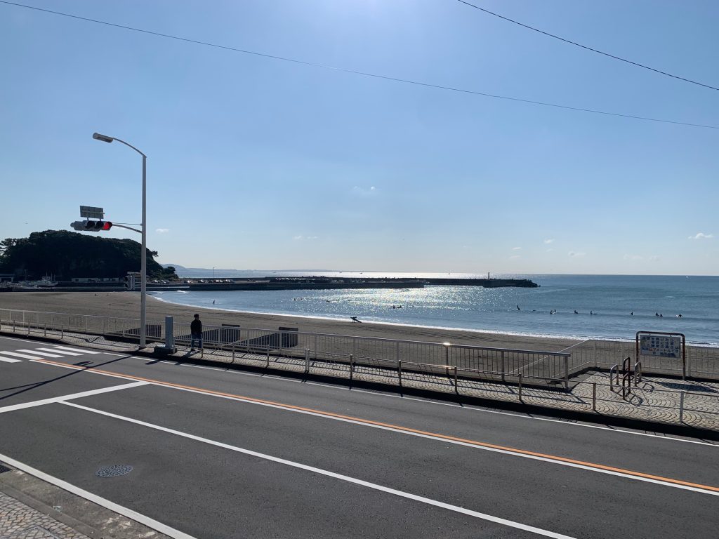 鎌倉市腰越3丁目r134ロードサイド