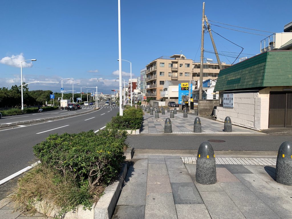 藤沢市片瀬海岸3丁目