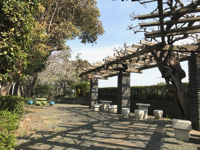 藤沢市鵠沼海岸４丁目